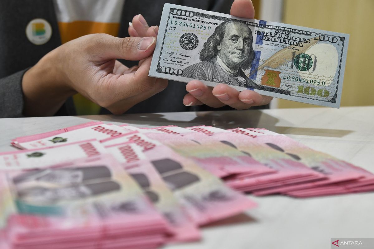 Membangun ekonomi syariah yang inklusif dan terbuka di Indonesia